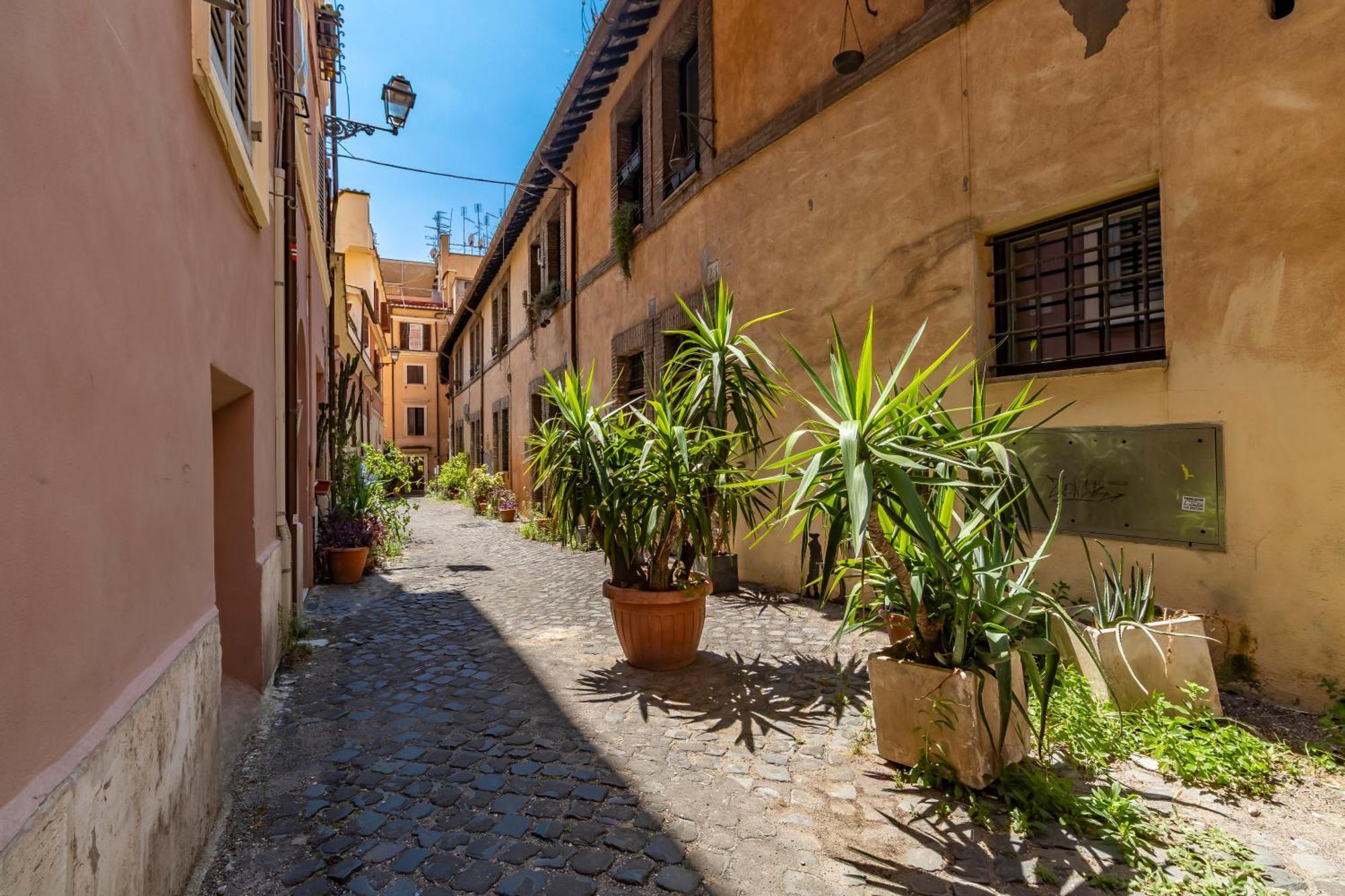 Palazzo Storico Dormo Da Lisa - Colosseo — Foto 1